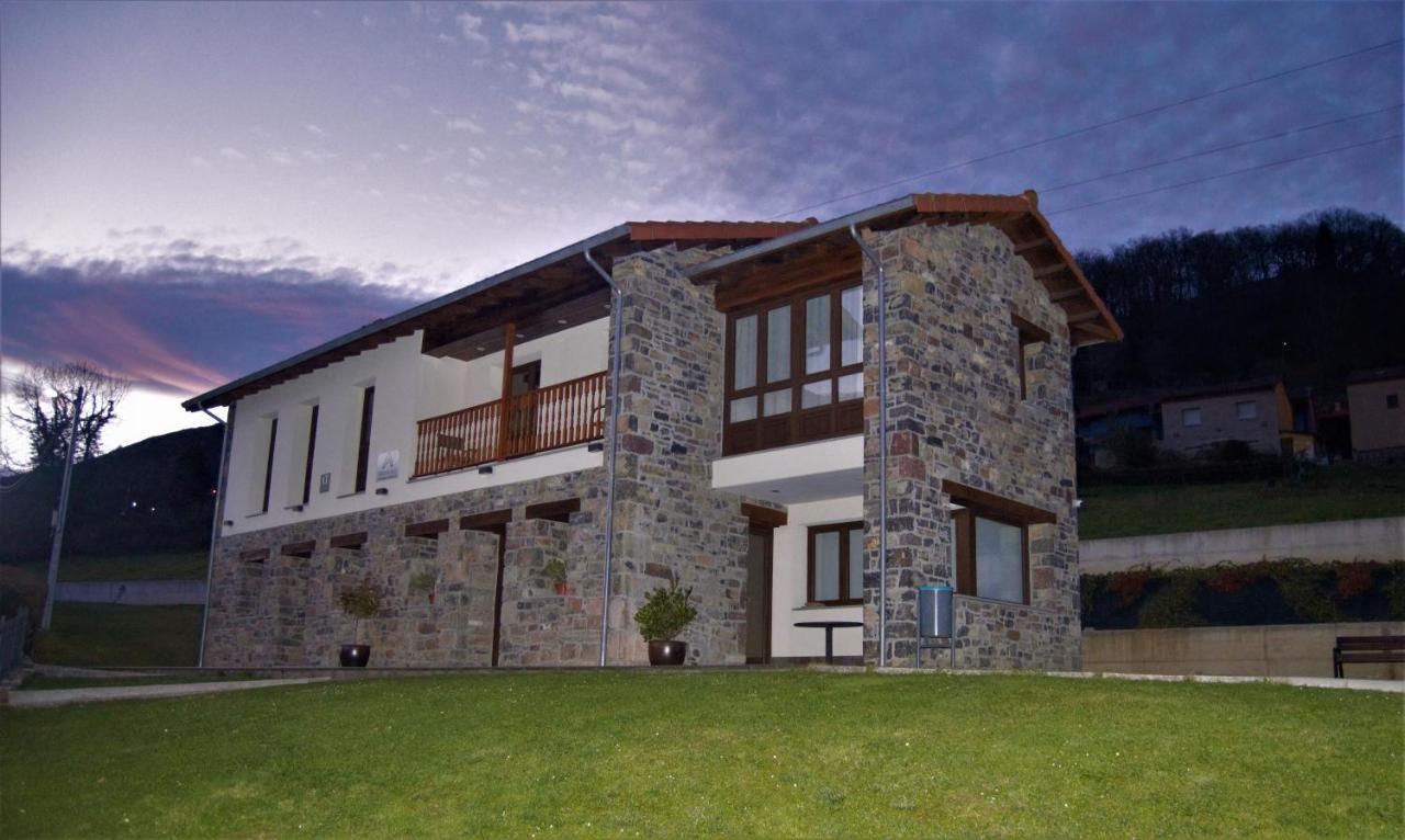 Apartamentos Rurales Penon Blanco Penerudes Eksteriør billede